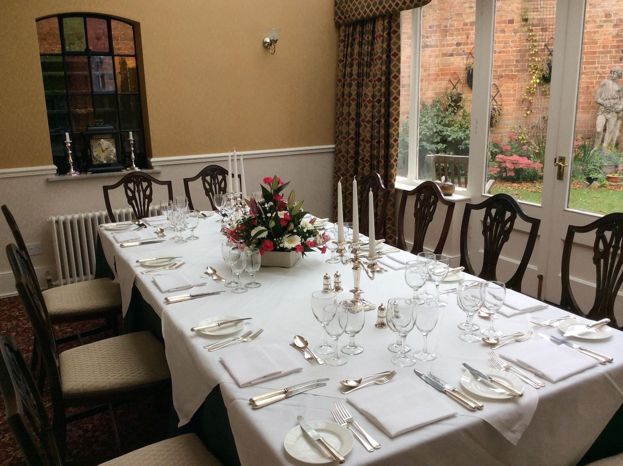 Chapel House Hotel Atherstone Exterior foto