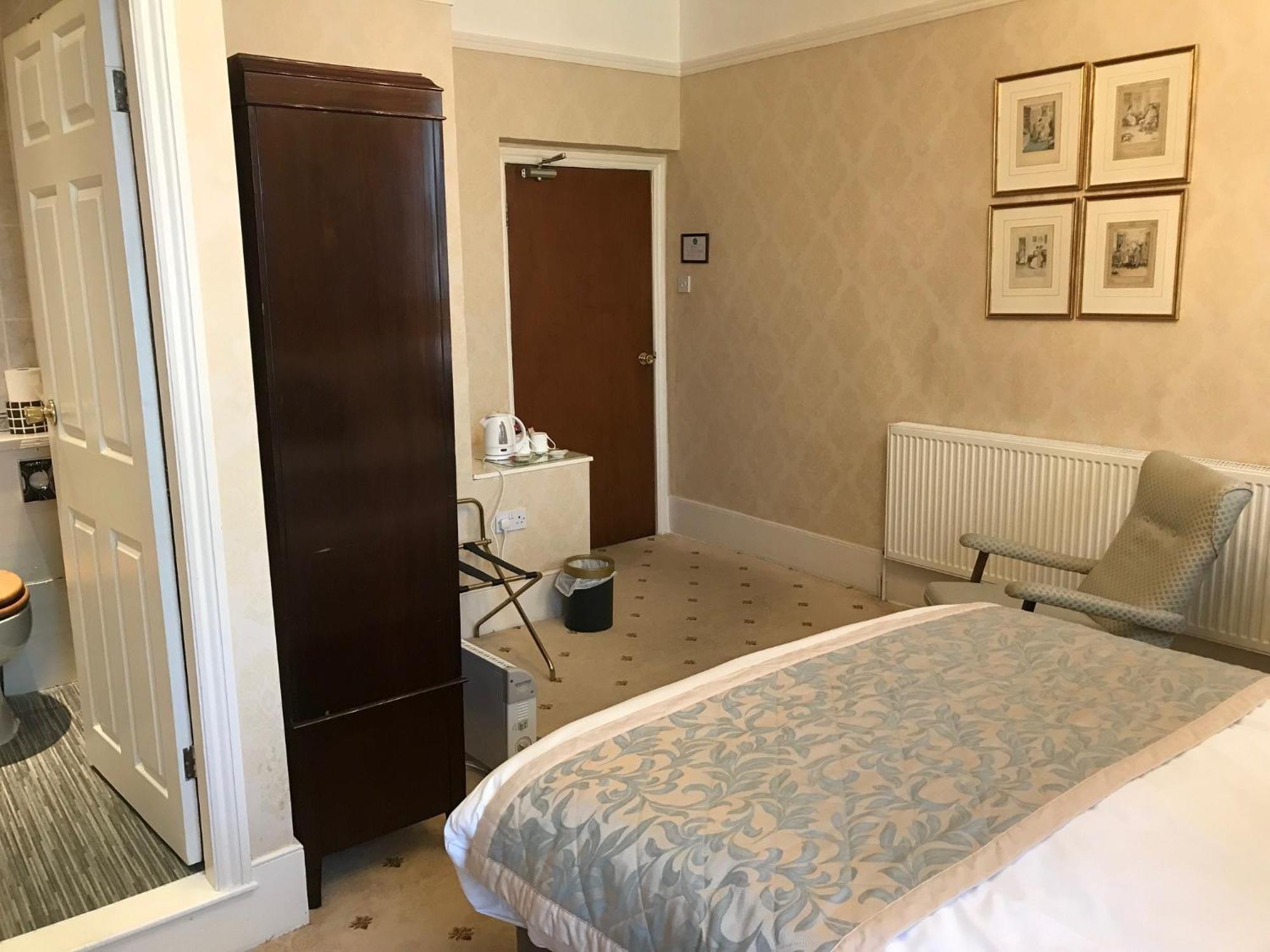 Chapel House Hotel Atherstone Exterior foto